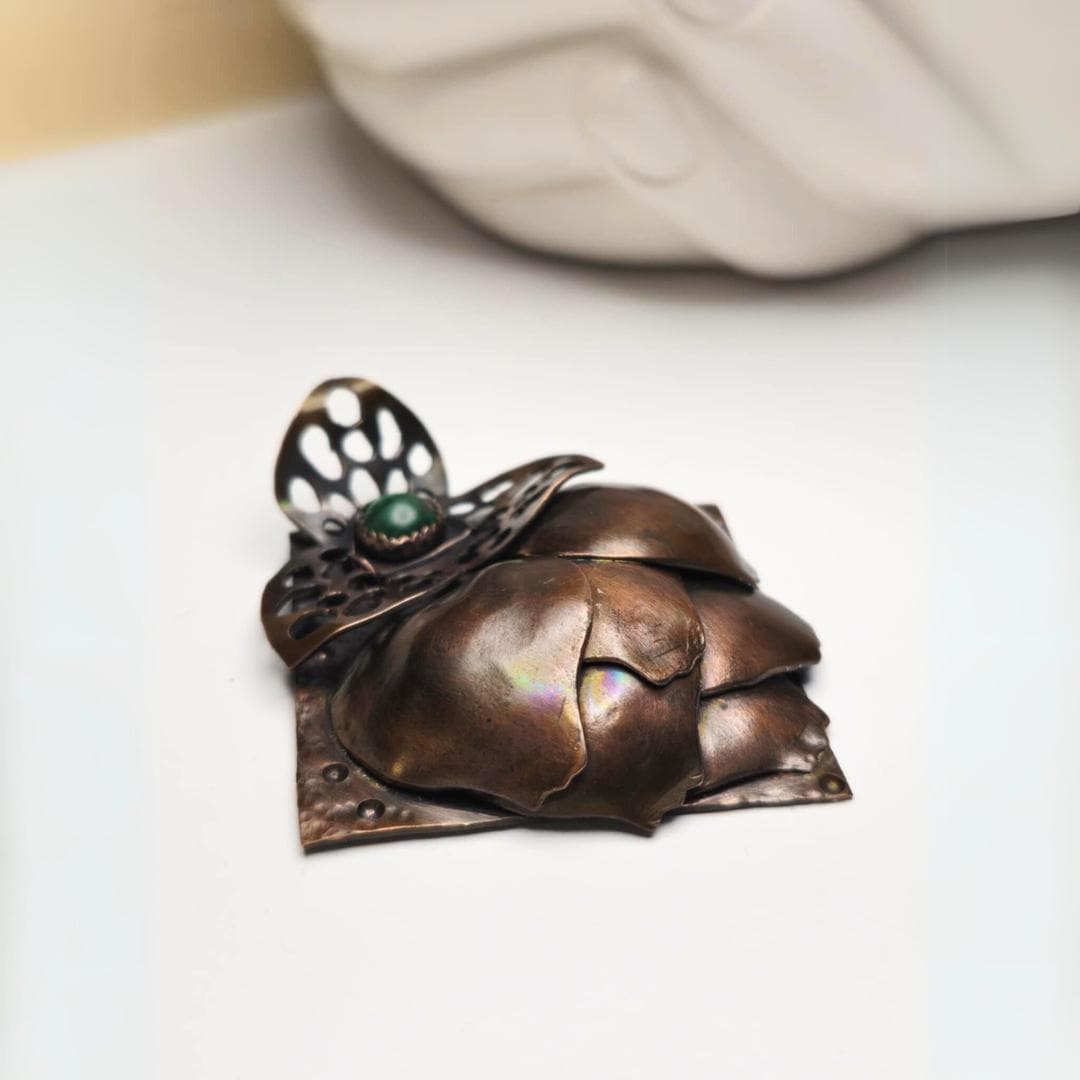 Handcrafted Copper Artichoke Brooch – 3D Pin with Malachite Gemstone