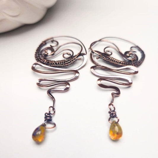 Copper Swirl Dangle Earrings – Handmade with Glass Drops in Boho Style