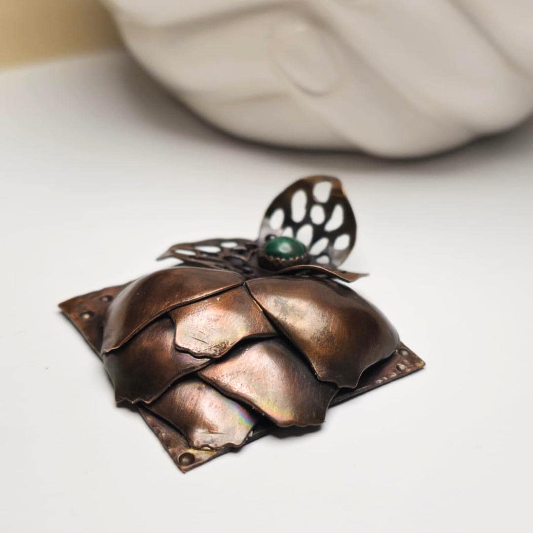 Handcrafted Copper Artichoke Brooch – 3D Pin with Malachite Gemstone